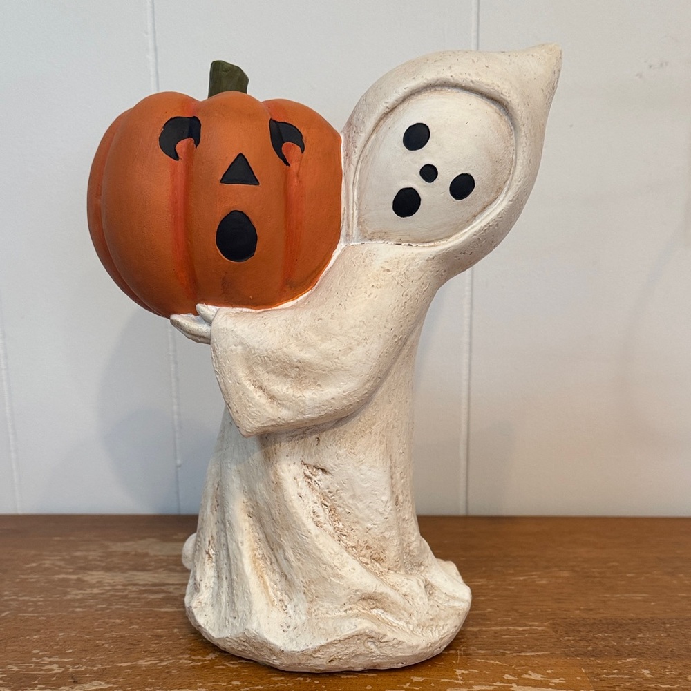 Bethany Lowe Cream Ghost with Orange Pumpkin Decor